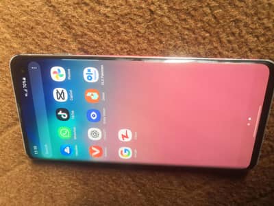 Samsung s10 available