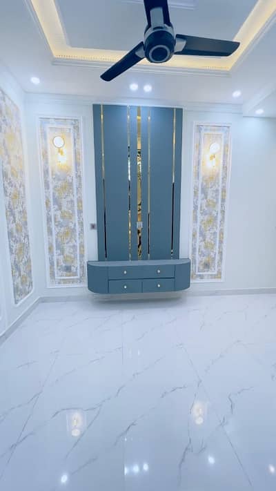 Centrally Located Prime Location House For sale In Central Park - Block A1 Available