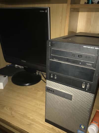 PC AND LCD FOR SELL