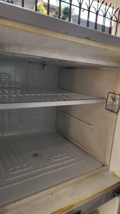 Dawlance Fridge model 9144M