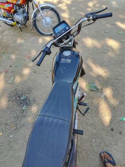 unique bike for sale model 2024 hai contact num 03172001192