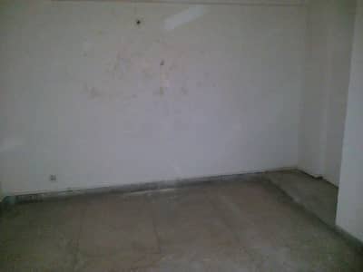 WELL MAINTAINED APARTMENT IS AVAILABLE FOR SALE