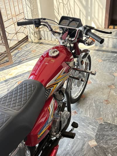 Antique Honda CG125 2025