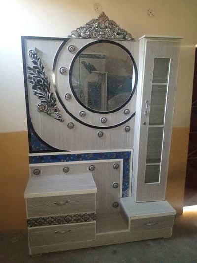 Bedroom Furniture Set- King Size Bed, 3 Doors Wardrobe & Dressing