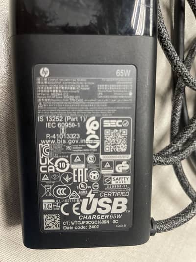 HP 65W Type C Charger
