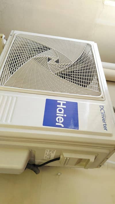 Haier Ac 1.5 ton inverter Hot n Cool