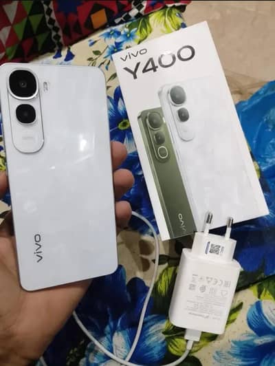 Vivo Y400 8/256 Just 8 Days Use