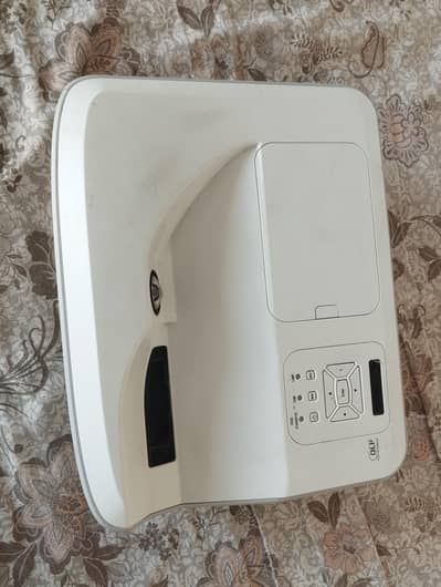 boxlight p12biw fully working new ki price 5 lakh se uper hy google