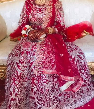 Bridal dress with bridal jewelry