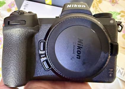 Nikon Z6, Fullframe Mirrorless Camera with extra batteries