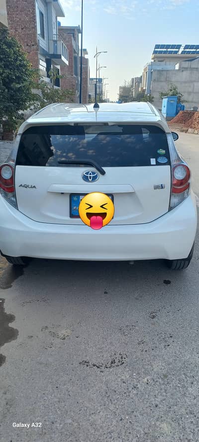 toyota aqua s package 2013/2017