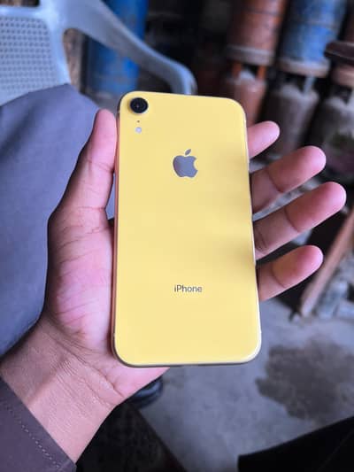 iphone XR 128gb factory unlock