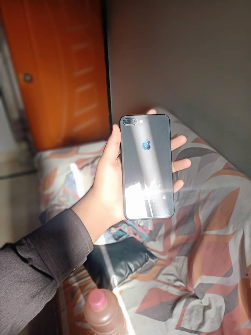 iphone 8 plus FU sim working 0
