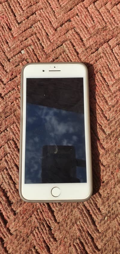 IPhone 8 plus  Finger no work 64 gb