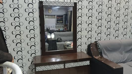 Used Dressing Table for Sale – Like New Condition