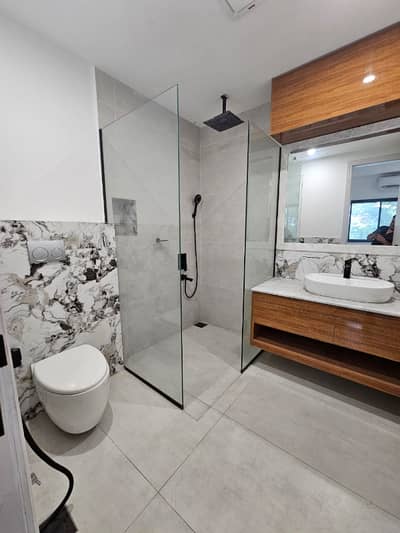 The Gulberg Grove - Ready to Move 2 Bedrooms Luxury Apartments For Sale | Easy Installments Available