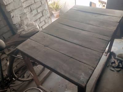 iron table
