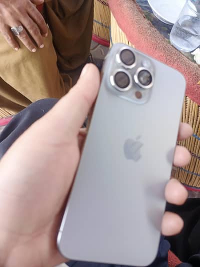 15 pro max 10/10  Non PTA