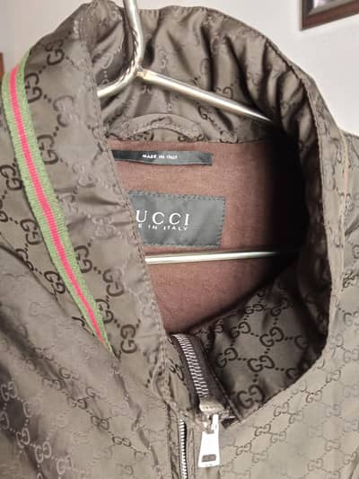 (GUCCI) LUXURY BRANDED ZIPPER JACKET