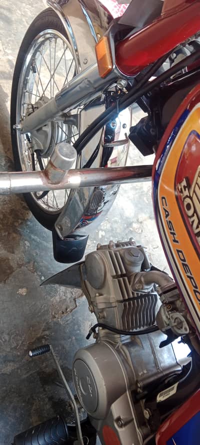 brand new condition one hand use APL 4 bike neat and clean