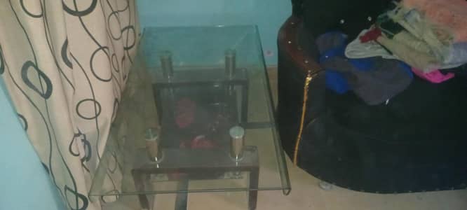 dealing room sofa table hai new jesa hai 10 by 10 condition me hai