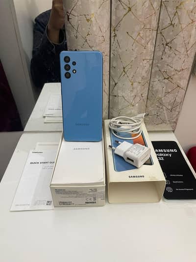 Samsung Galaxy a32 6/128 with box and charger