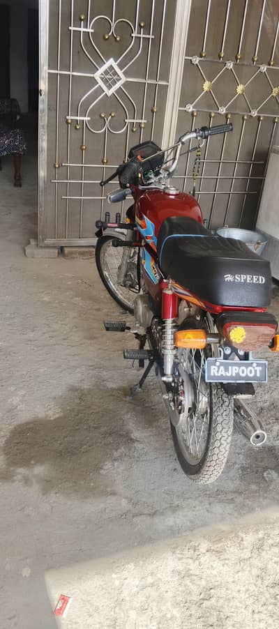 2025 model hai running 6000 km Total original double Saman
