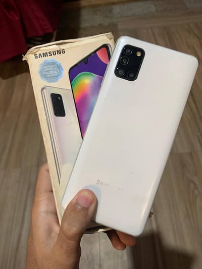 Samsung a31 6/128. complete box. 10/8  WA 03089555226