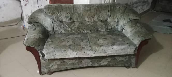 3+2+2 7seater sofa set only 10000