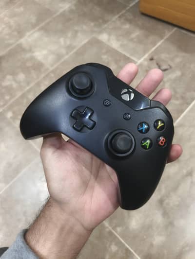 Original Xbox one controller (slightly negotiable)