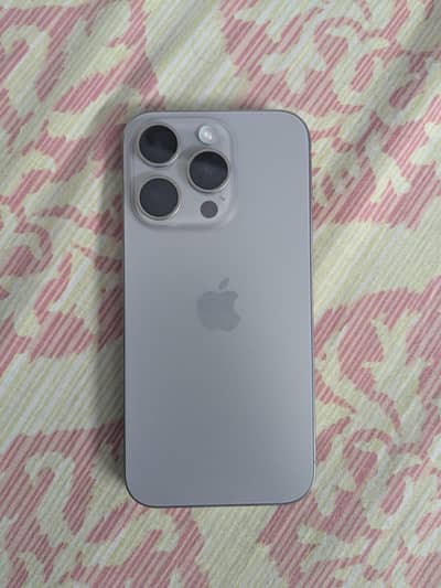 I phone 15 pro factory unlocke