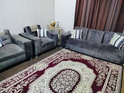 Sofa Set For sale