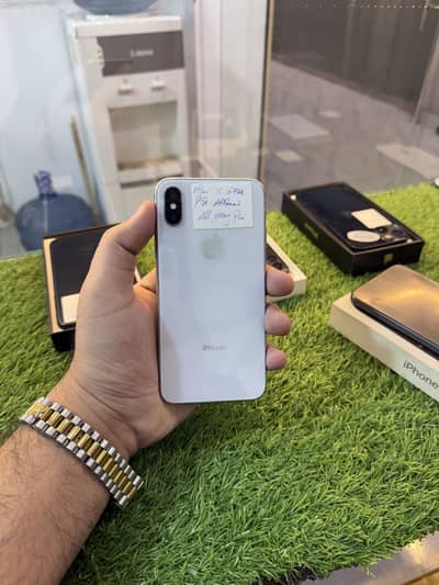 Iphone X (PTA Approved) (64gb) (battery 100%)