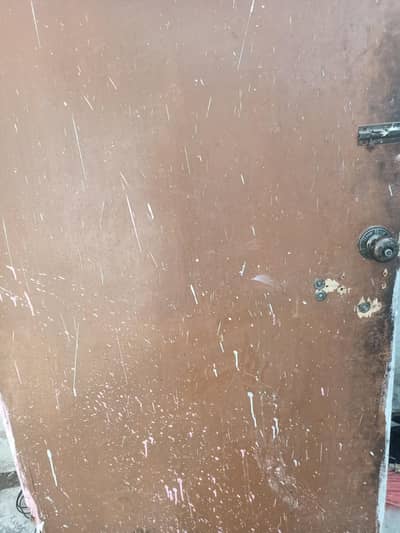 wood room 2 door and 1 room get and 2 small banches are used condition