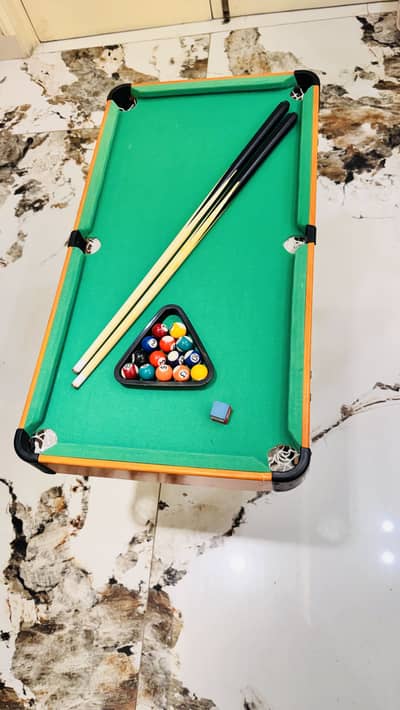 Mini Snooker / Pool Table for Sale – Complete Set