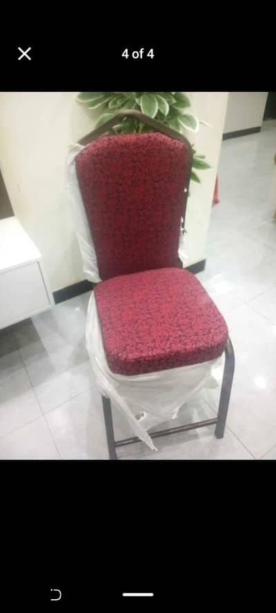 chairs for sale total 280/ chairs