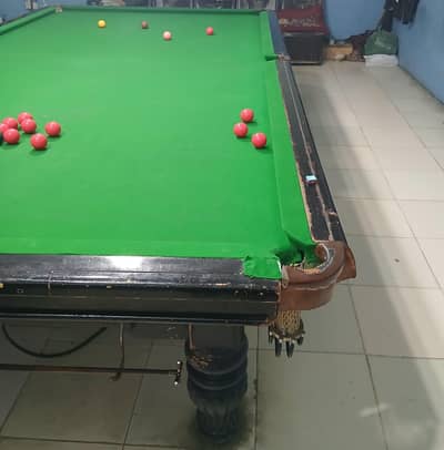 snooker table 6'12'
