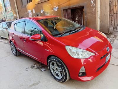 Toyota Aqua 2013 (Special Edition Prius C with Cruise Control)
