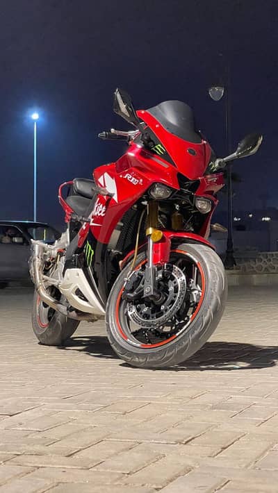400cc R1m Replica New Condition ( Send Offer 03205719979 )