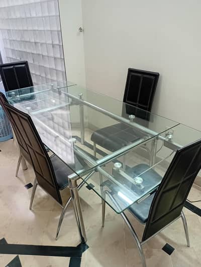 6 seater Glass dining table for sale