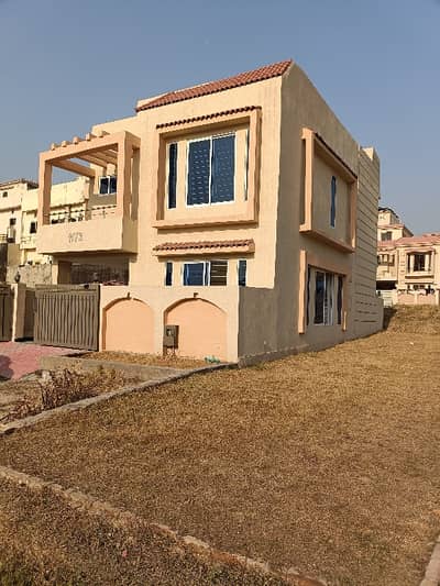 Ali Block 5 Marla House For Sale