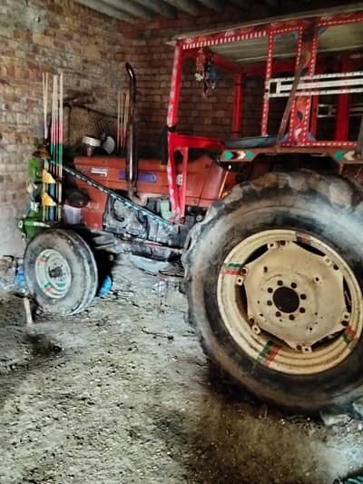 tractor 2012 model 0371 1704031