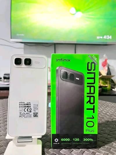 infinix Smart 10plus white clr