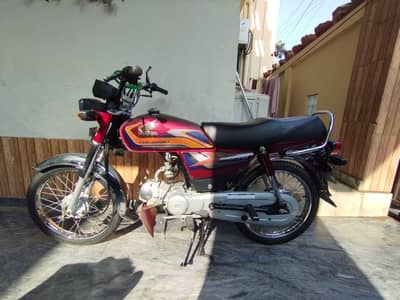 honda cd70 9.8/10 urgent sale