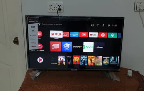 TCL 50" SMART ANDROID LED TV, 1YR USED ONLY, EXCELLENT WORKING