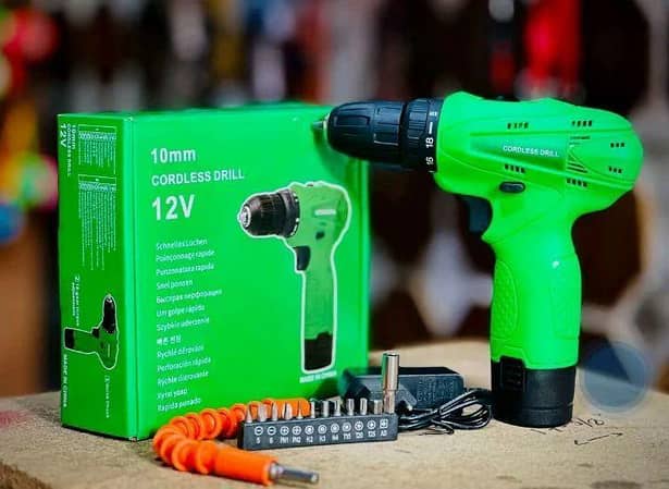 Cordless 12V Drill 3/8 with Battery, Charger, 8 Bits, Flexible Shaft and LED