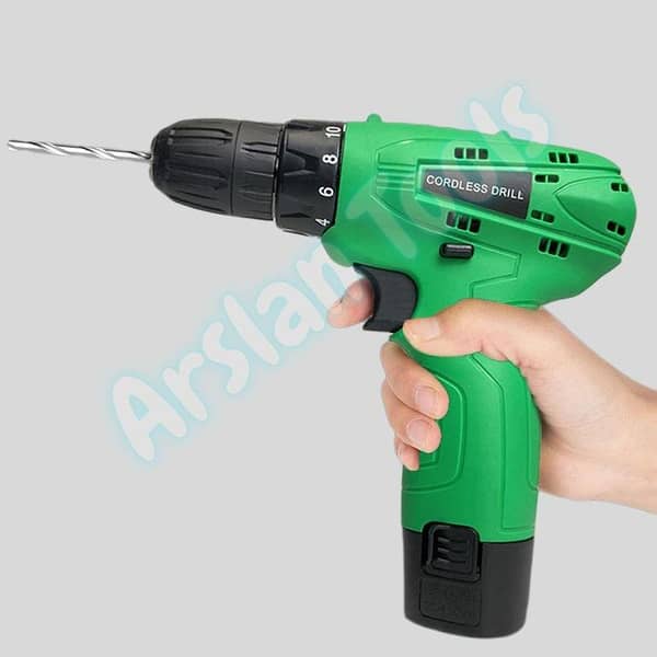 12 V Rechargeable Cordless Drill/Driver with 3/8 in (10 mm) Keyless Chuck