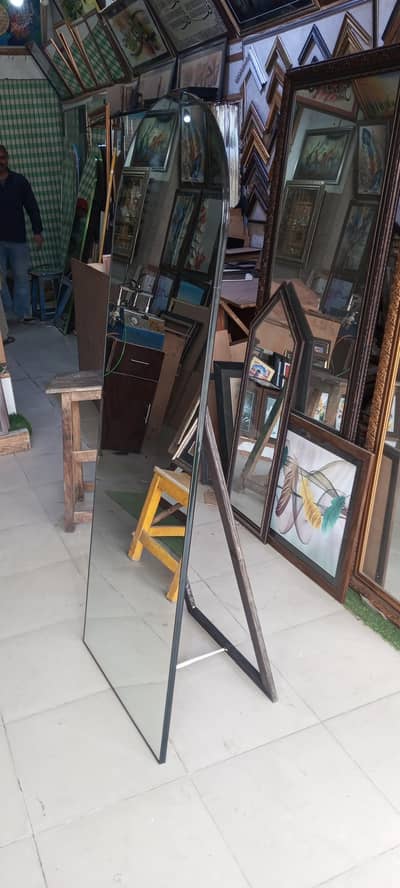 standing mirror