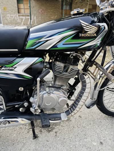 Honda 125 is available for sale