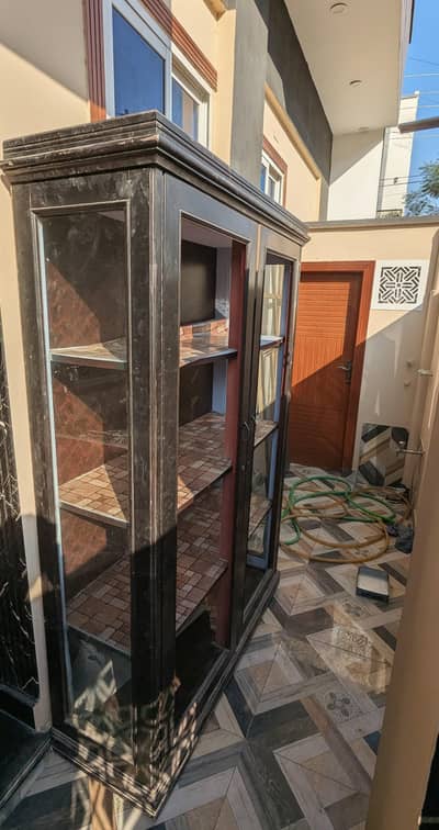 Crockery Showcase with Glass Panels